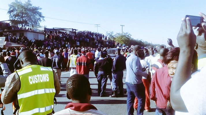  Beitbridge Demo Fails But Travellers Stay Away