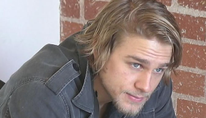 Charlie Hunnam quits Fifty Shades of Grey