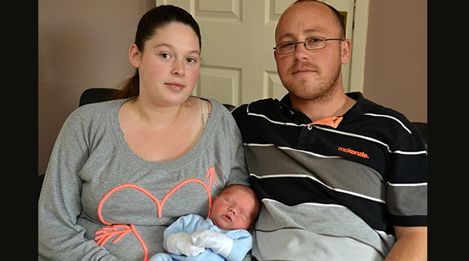 Woman gets valeting bill after giving birth in front seat of taxi