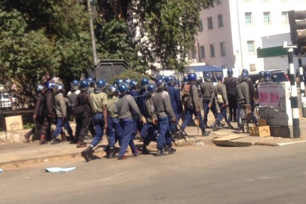 Police Blame Violence On Anti-Bond Note Protestors
